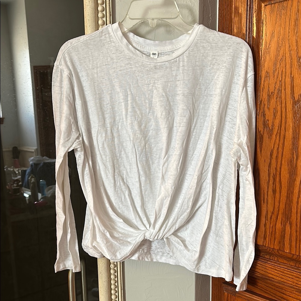 Women's White Long Sleeve Top
